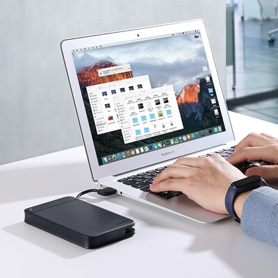 Внешний бокс Ugreen CM352-80555 для жестких дисков 2.5 SSD/HDD(3)
