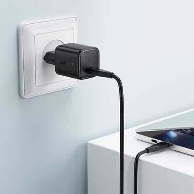 Зарядное устройство Acefast A119 GaN PD45W (USB-C) черное(7)
