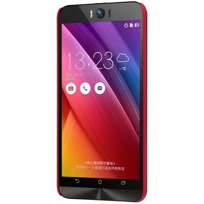 Пластиковый чехол с пленкой Nillkin Super Frosted Shield Red для Asus Zenfone Selfie ZD551KL(2)