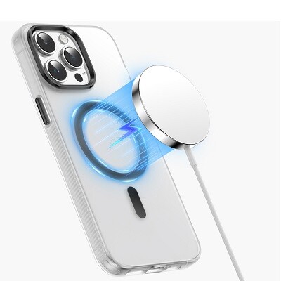 Чехол-бампер с магнитной пластиной Dazzle Pro Matte MagSafe Case прозрачно-черный для Apple iPhone 15(5)