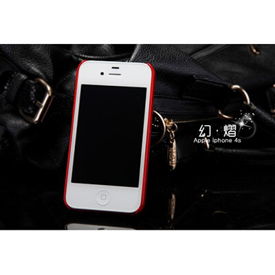 Пластиковый чехол Nillkin Phantom Glistening Series Red для Apple iPhone 4/4S(4)