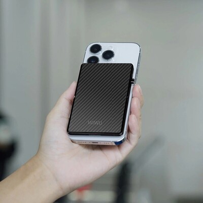 Магнитный кошелек-картхолдер для смартфона с подставкой WiWU Warriors Carbon Magsafe Metal Stand Card WM-007 черный(5)