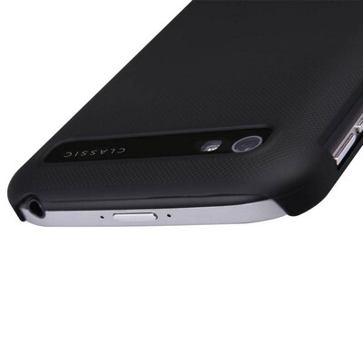 Пластиковый чехол с пленкой Nillkin Super Frosted Shield Black для BlackBerry Q20(3)