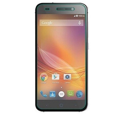 Противоударное защитное стекло Tempered Glass Protector 0.3mm для ZTE Blade X7(D6)(1)