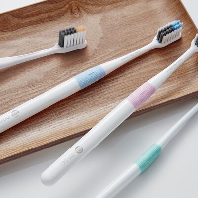 Набор зубных щеток Xiaomi Doctor B Bass Method Toothbrush 4шт(3)